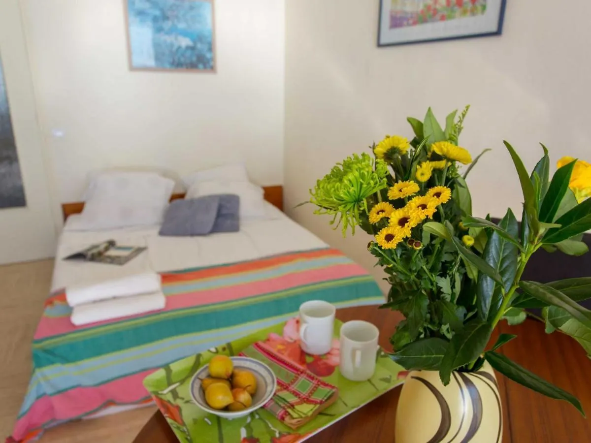 Apartment Superbe 2P Climatise Avec Terrasses, Garage Et Piscine, Face A La Mer. - Fr-1-196-222 Menton France