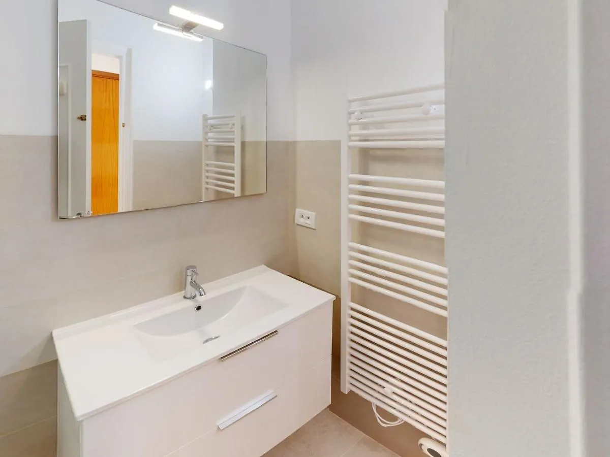 Superbe 2P Climatise Avec Terrasses, Garage Et Piscine, Face A La Mer. - Fr-1-196-222 Menton
