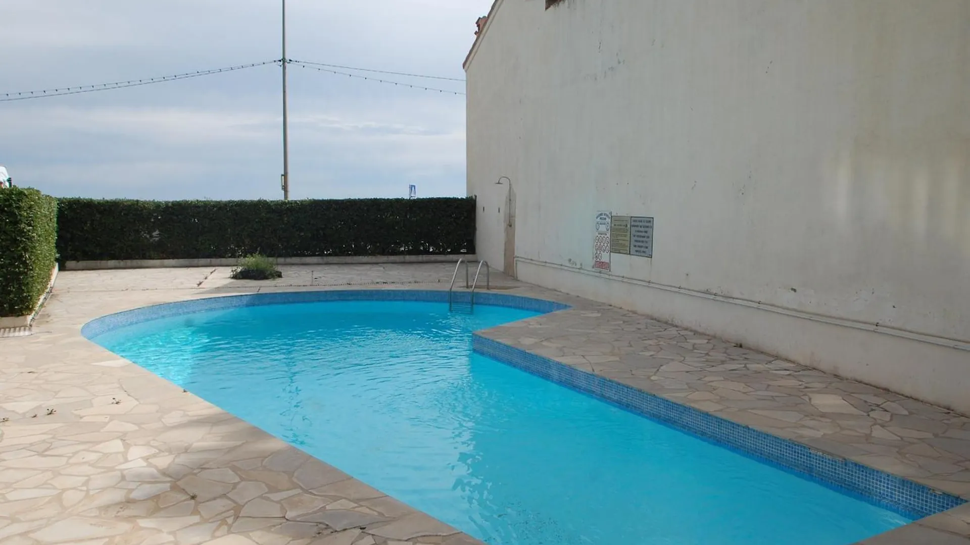Apartment Superbe 2P Climatise Avec Terrasses, Garage Et Piscine, Face A La Mer. - Fr-1-196-222 Menton