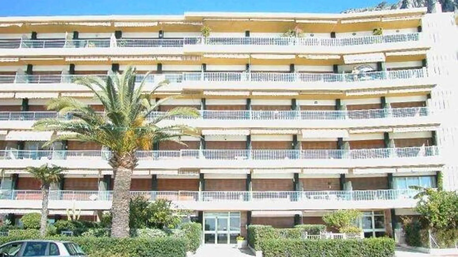 Superbe 2P Climatise Avec Terrasses, Garage Et Piscine, Face A La Mer. - Fr-1-196-222 Menton France
